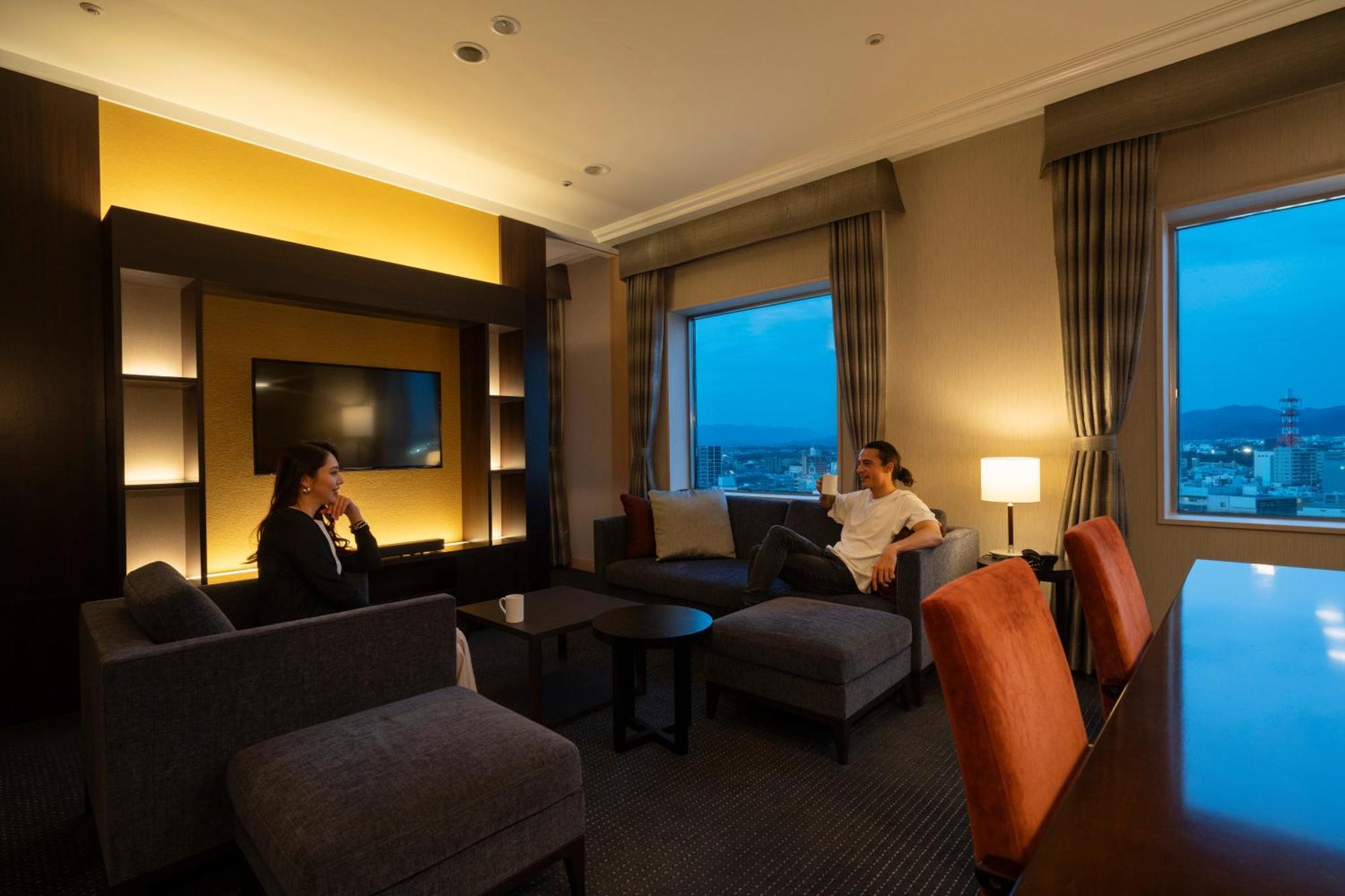 Hotel Associa Toyohashi Exterior photo Club Lounge at the hotel